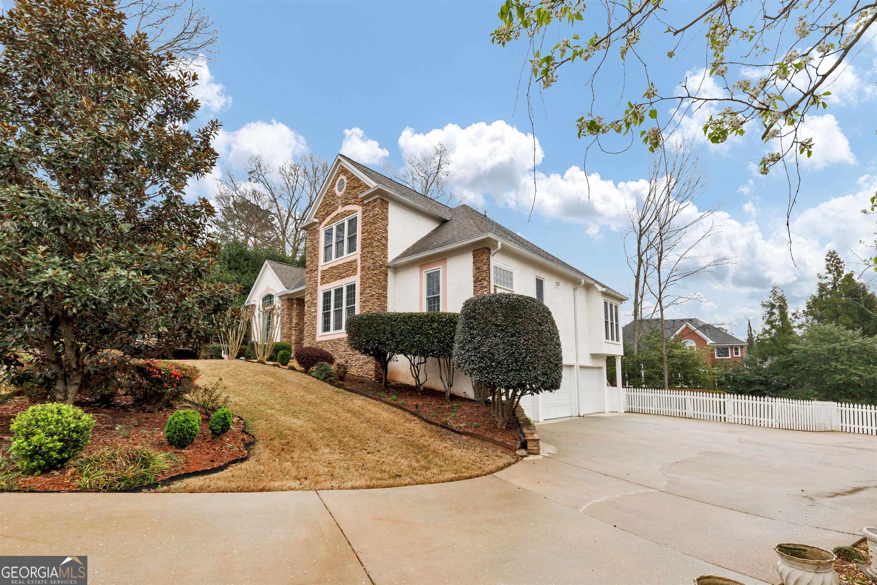 221 Hawick Lane Mcdonough GA 30253