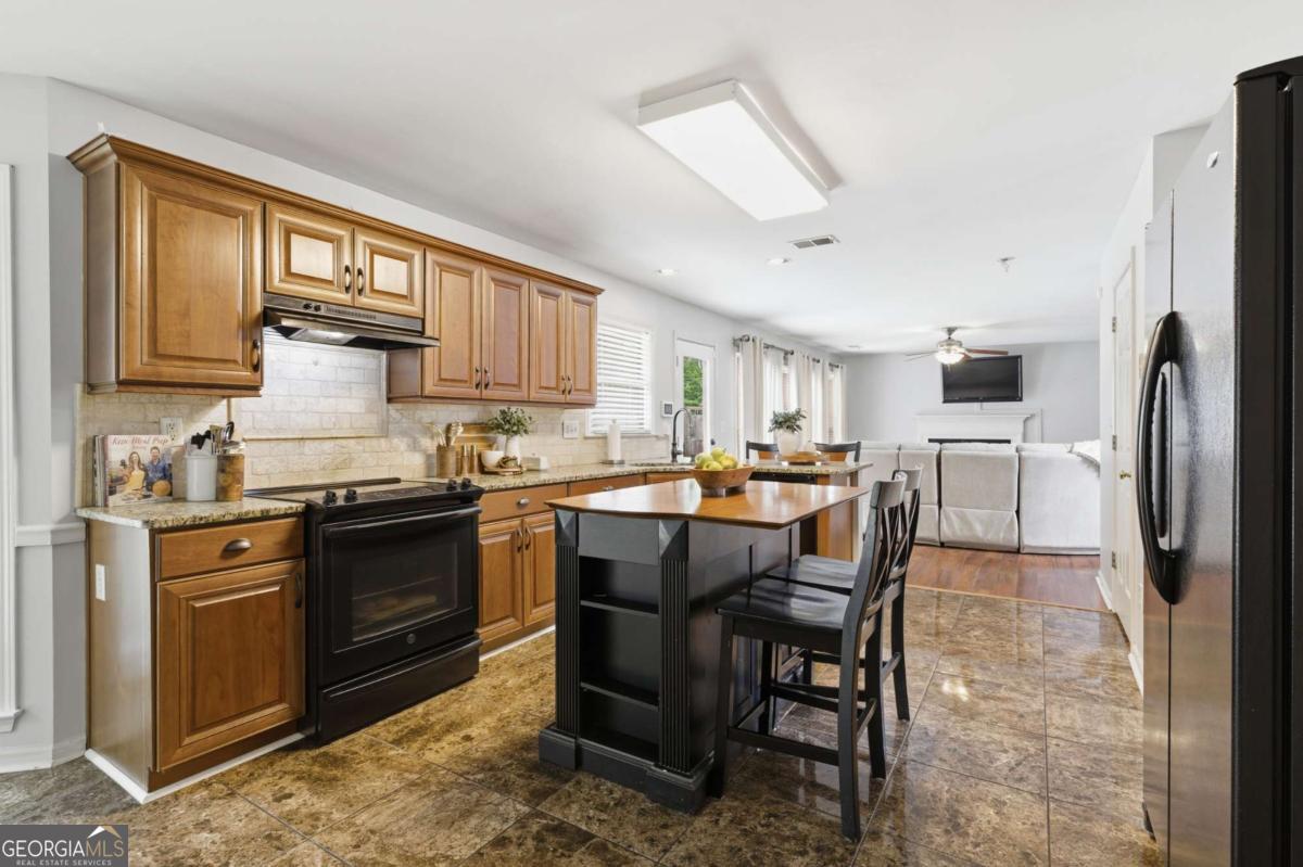 752 Hunters Trace Dallas GA 30157