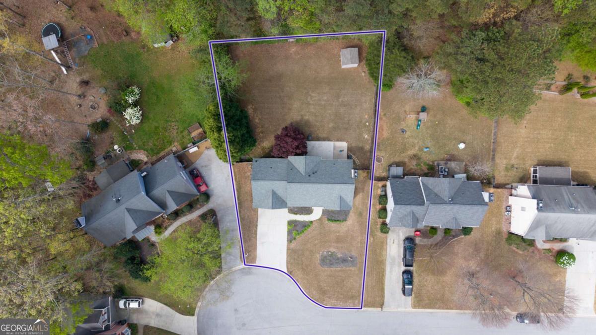 752 Hunters Trace Dallas GA 30157
