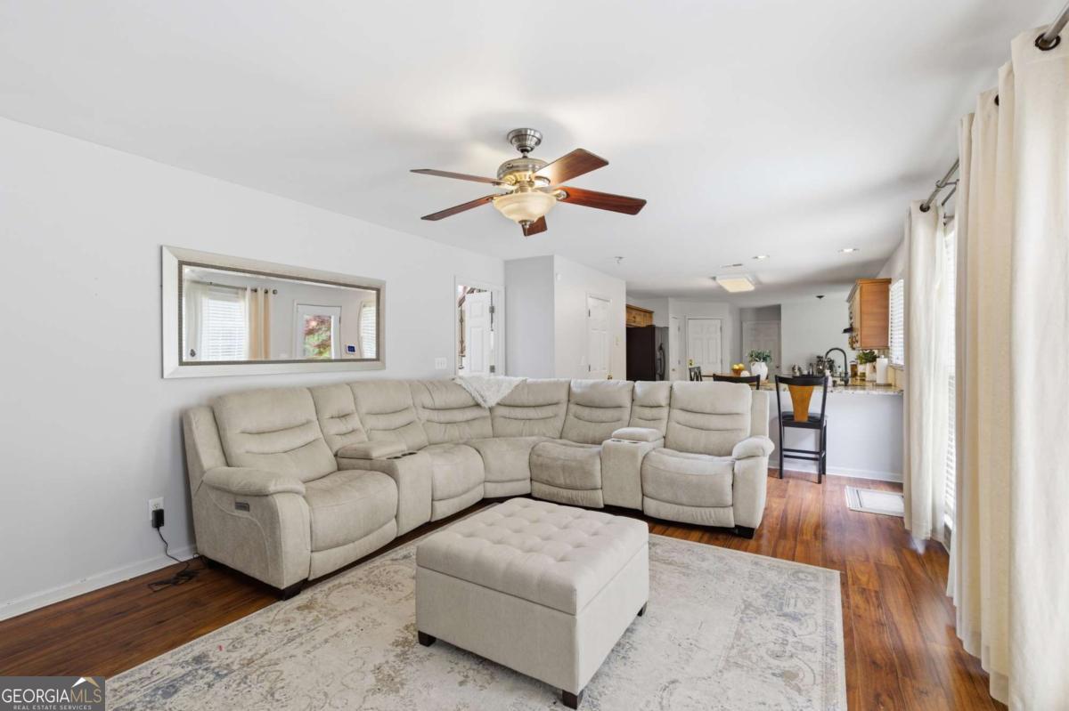 752 Hunters Trace Dallas GA 30157