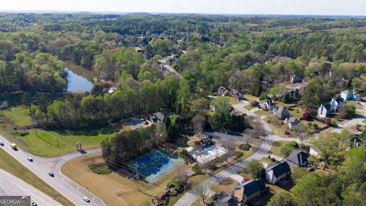 752 Hunters Trace Dallas GA 30157