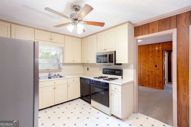 4545 Gaydon Road Powder Springs GA 30127