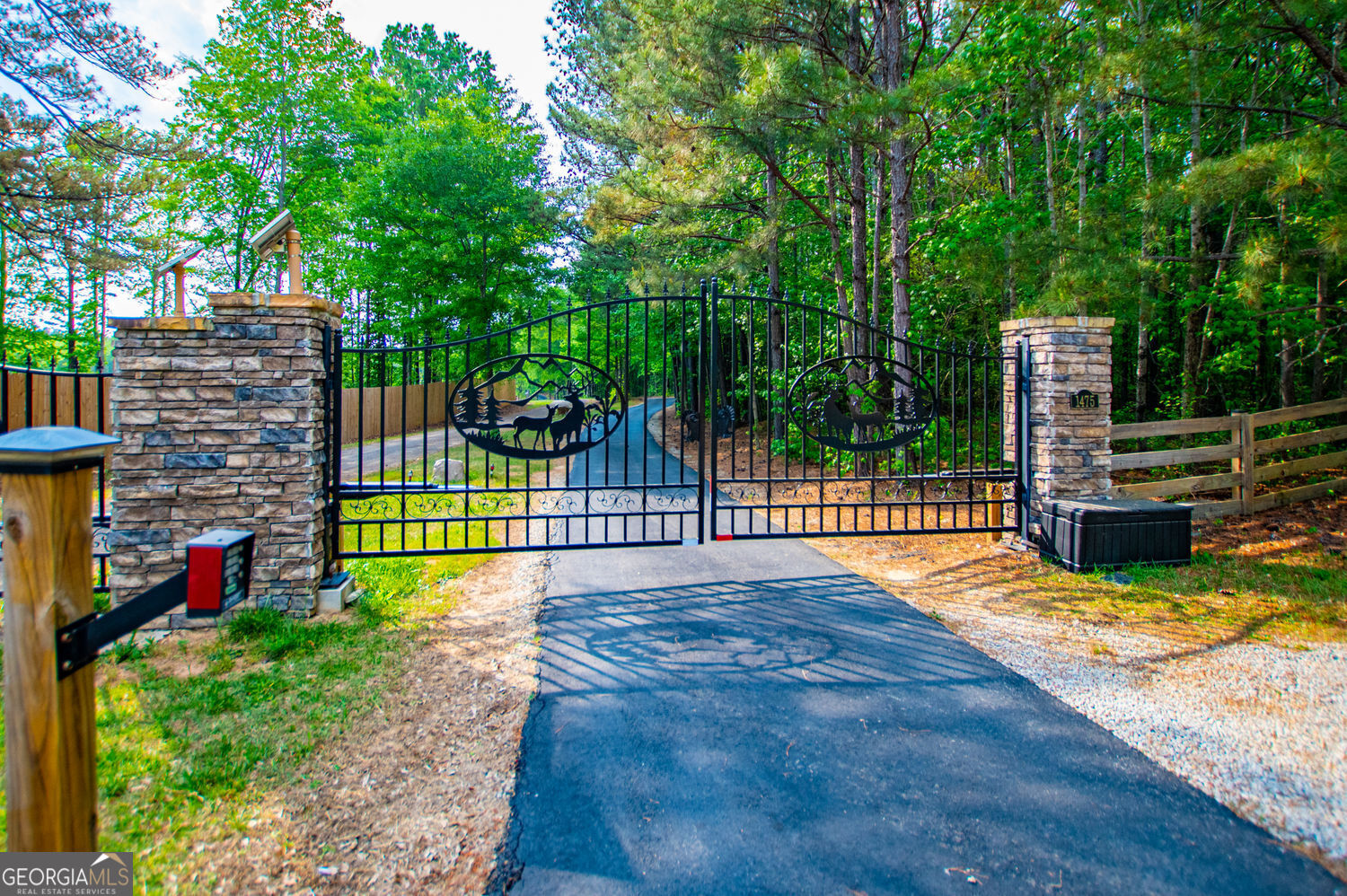 1475 N Flat Rock Road Douglasville GA 30134