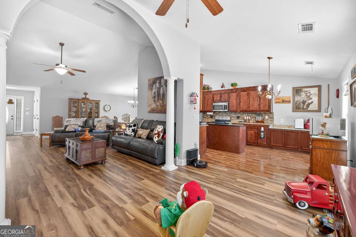 1411 Silvergate Way Winder GA 30680