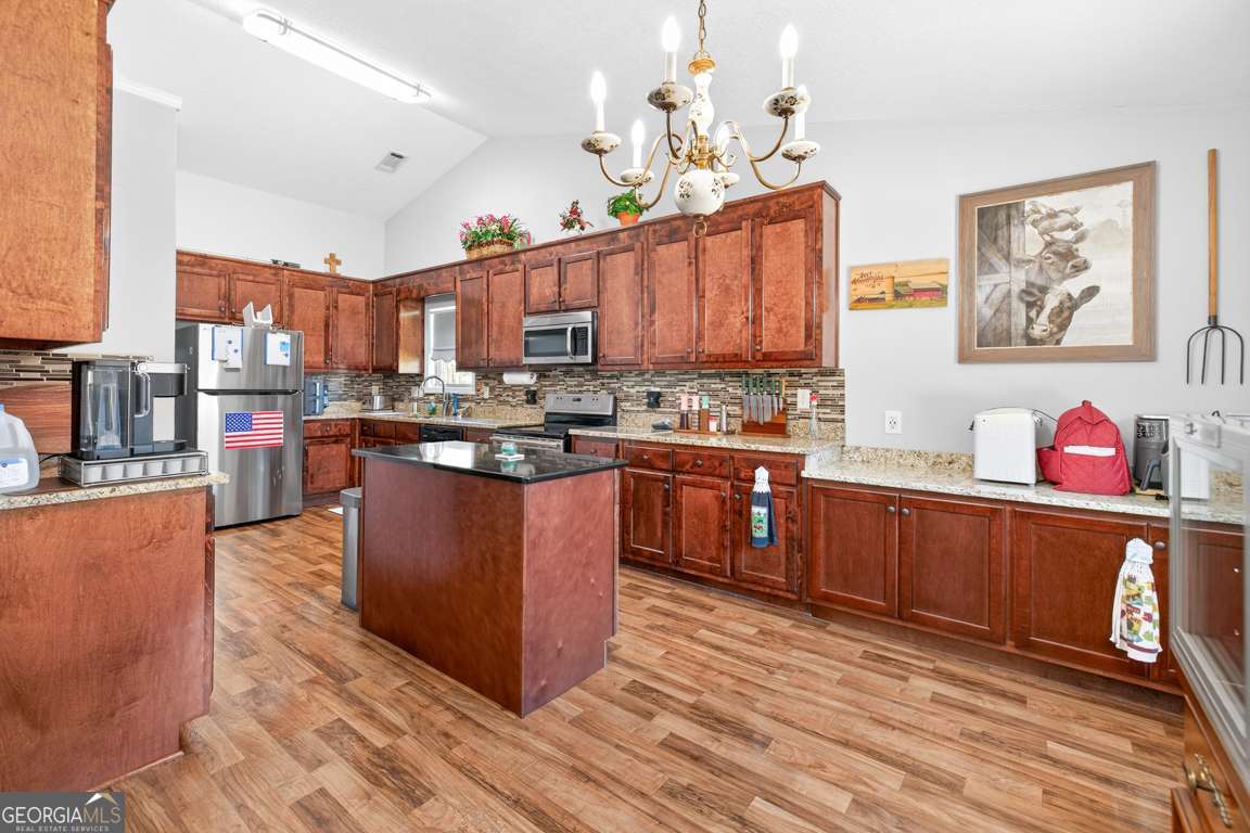 1411 Silvergate Way Winder GA 30680