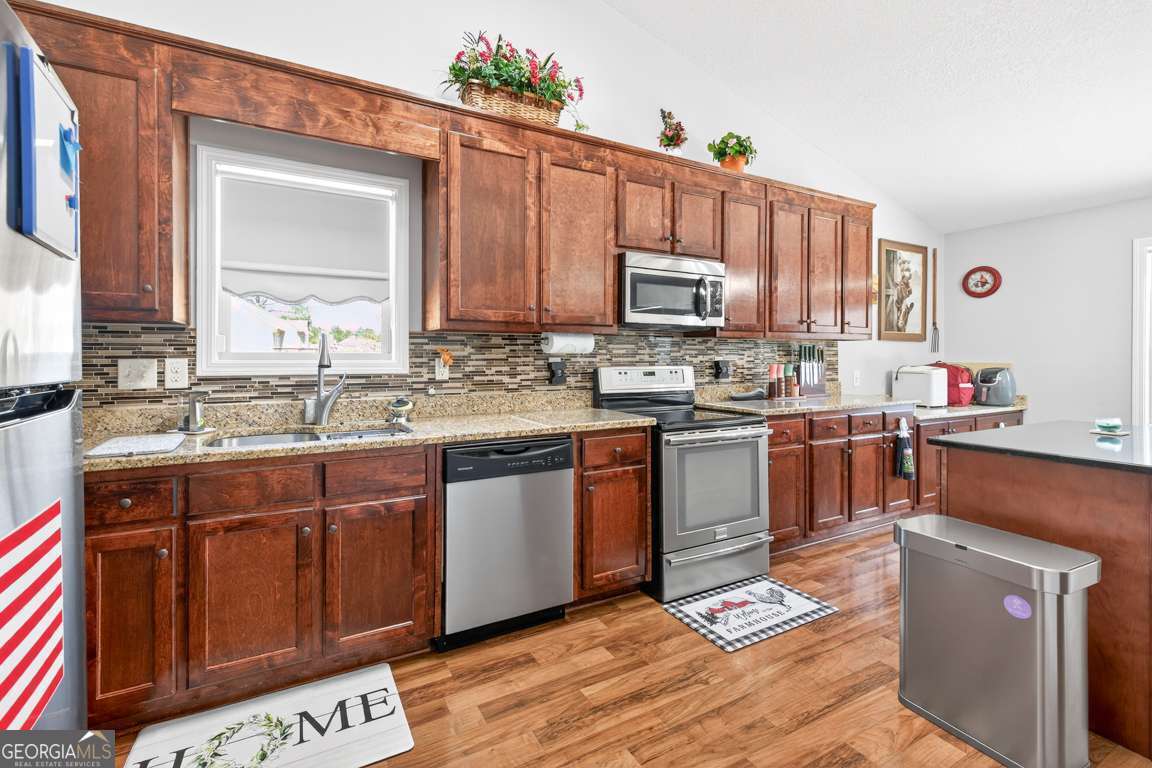 1411 Silvergate Way Winder GA 30680