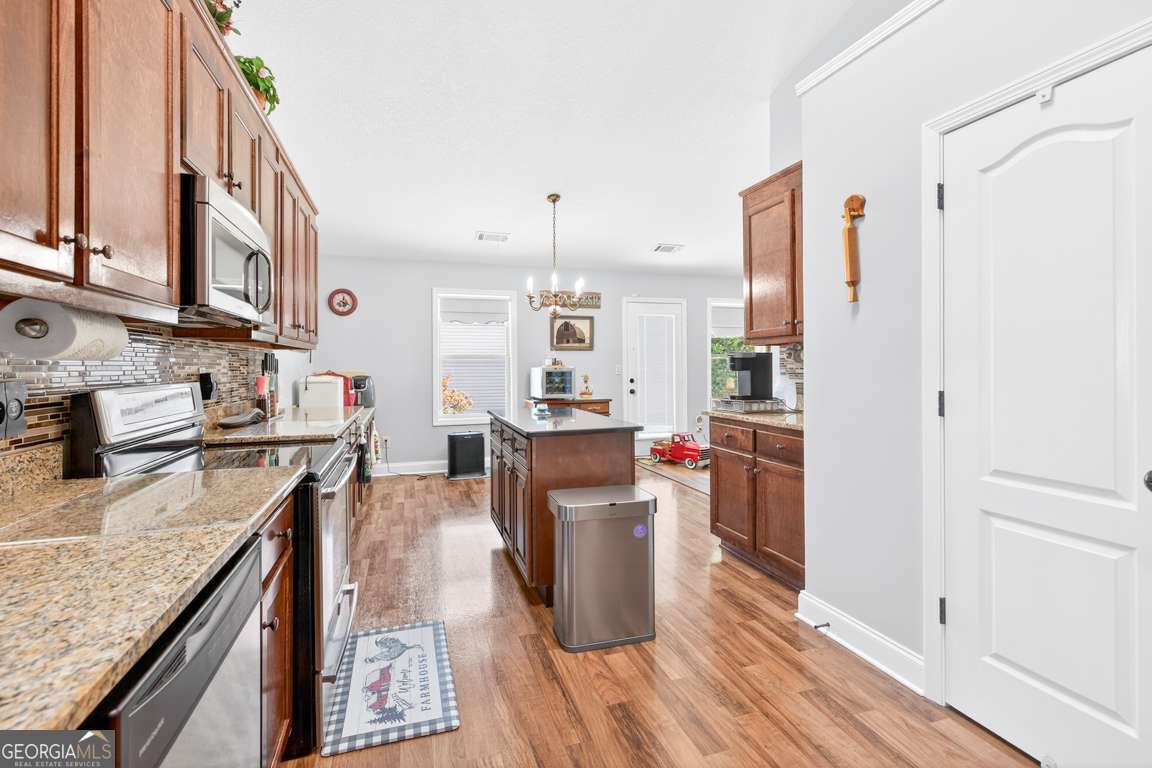 1411 Silvergate Way Winder GA 30680