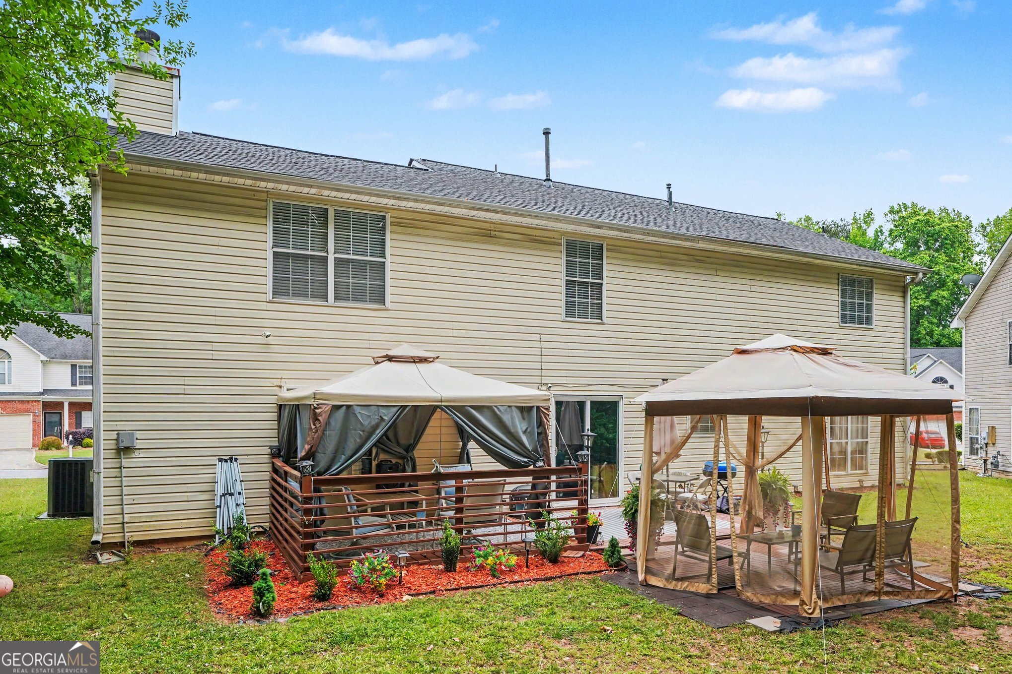 1142 W Shore Drive Riverdale GA 30296