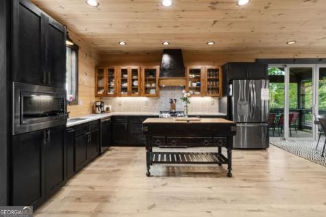 254 Leatherwood Mountain Road Ellijay GA 30540