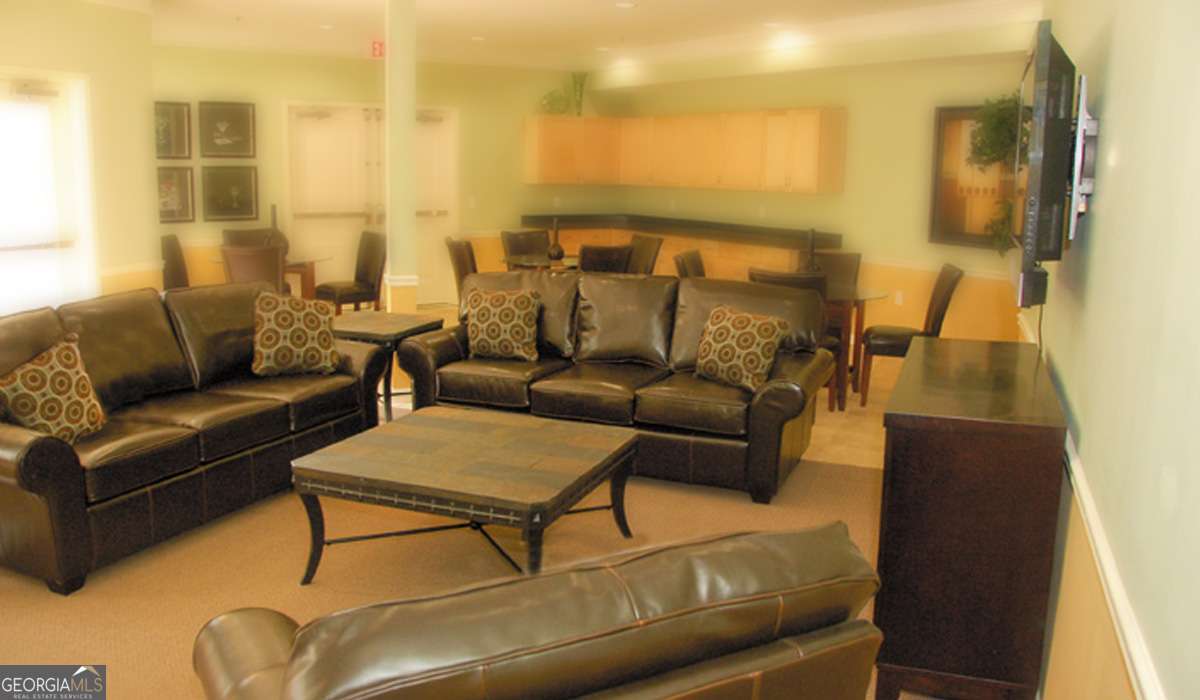870 Mayson Turner Road NW Atlanta GA 30314