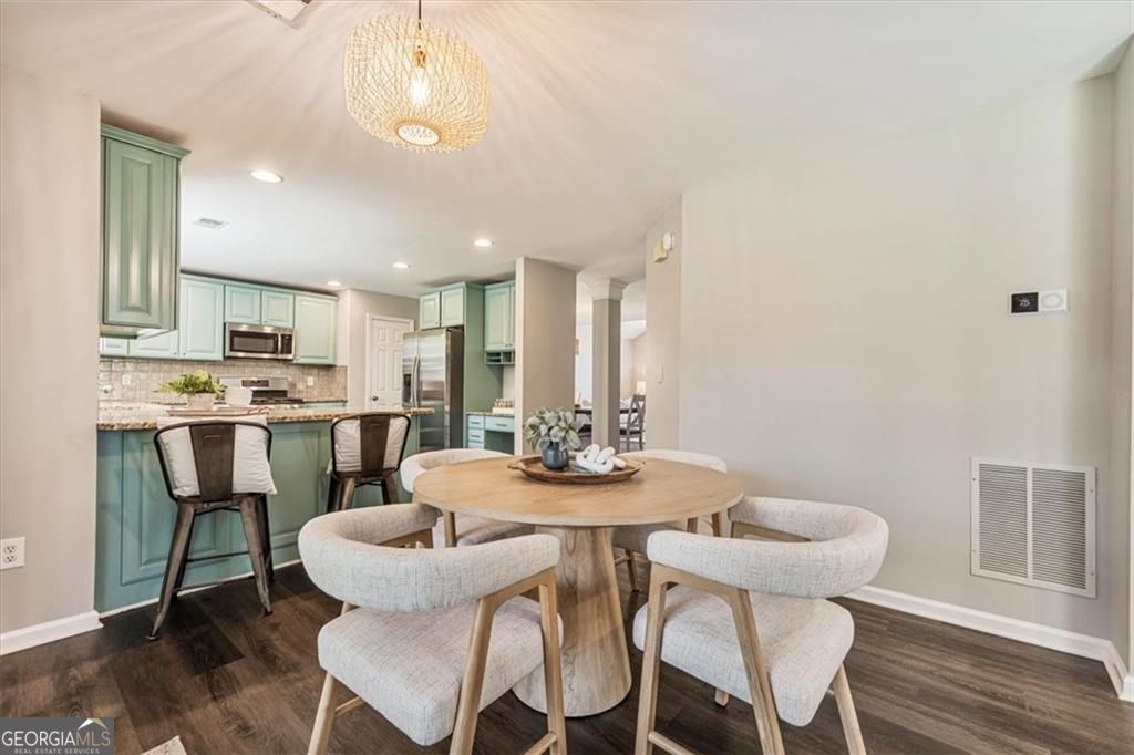 1020 Amber Leaf Court Roswell GA 30076