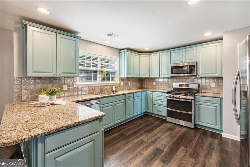 1020 Amber Leaf Court Roswell GA 30076