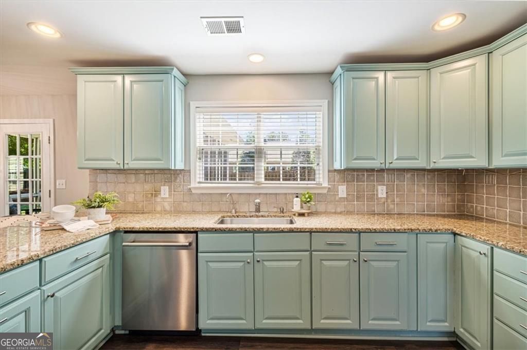 1020 Amber Leaf Court Roswell GA 30076