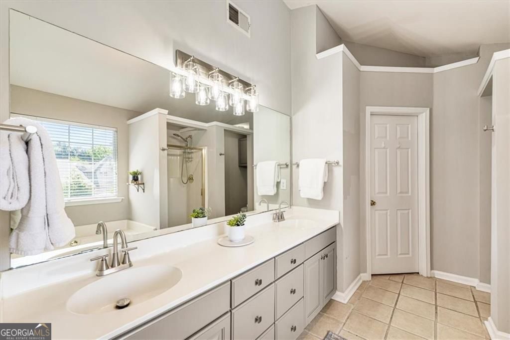 1020 Amber Leaf Court Roswell GA 30076