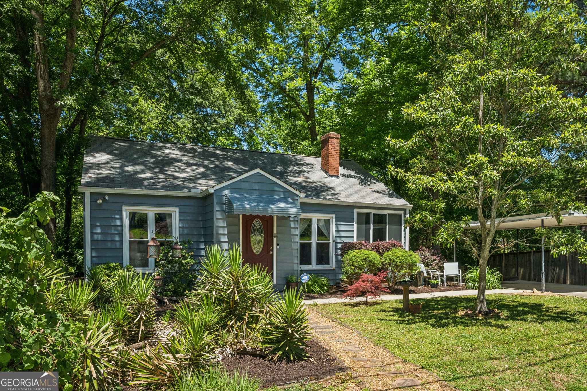 1825 Dorsey Avenue East Point GA 30344