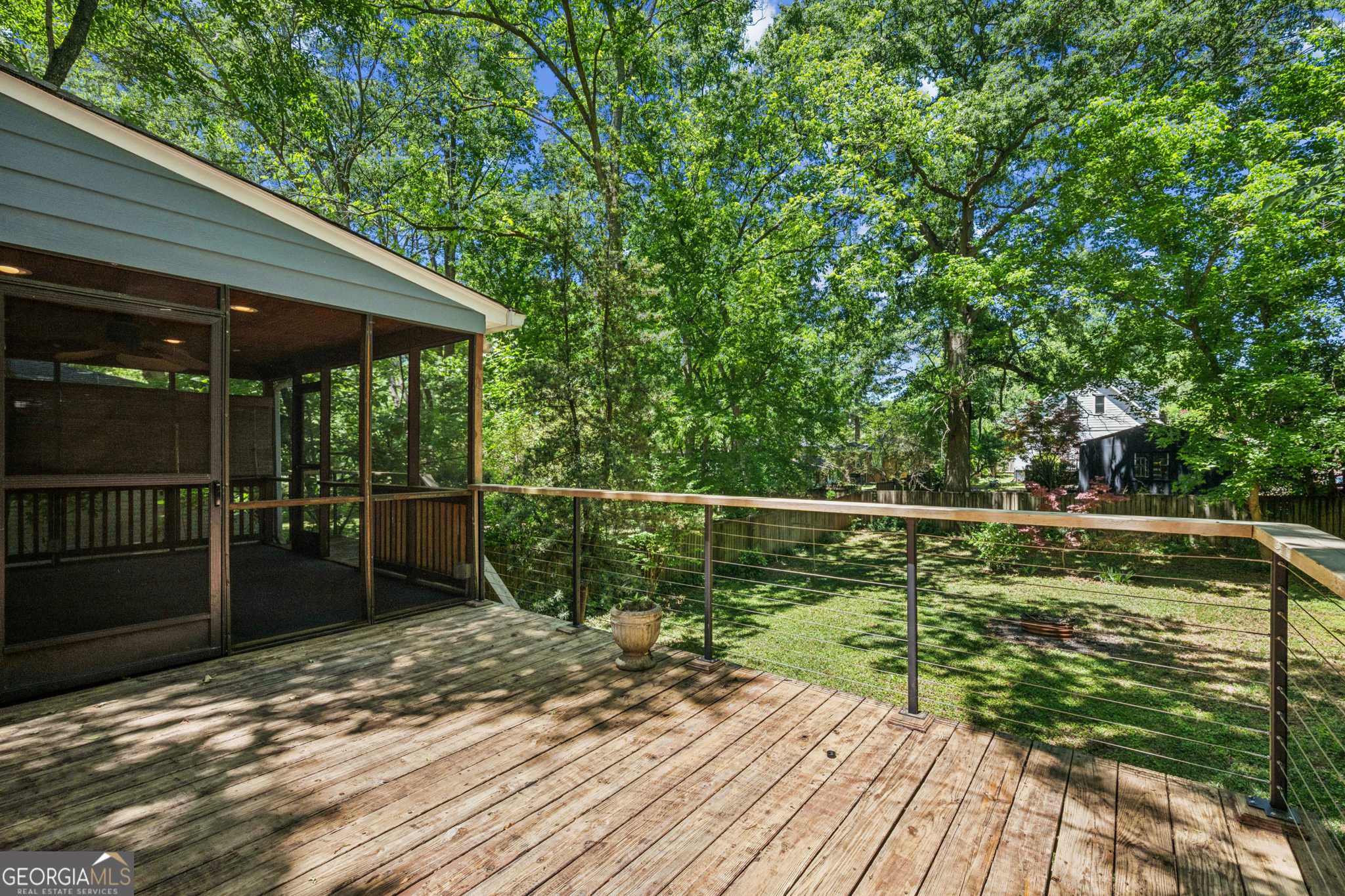 1825 Dorsey Avenue East Point GA 30344