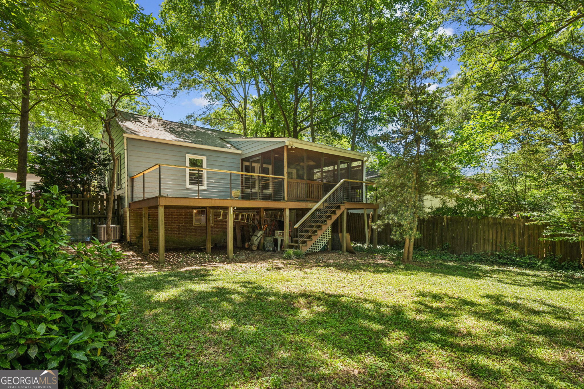 1825 Dorsey Avenue East Point GA 30344