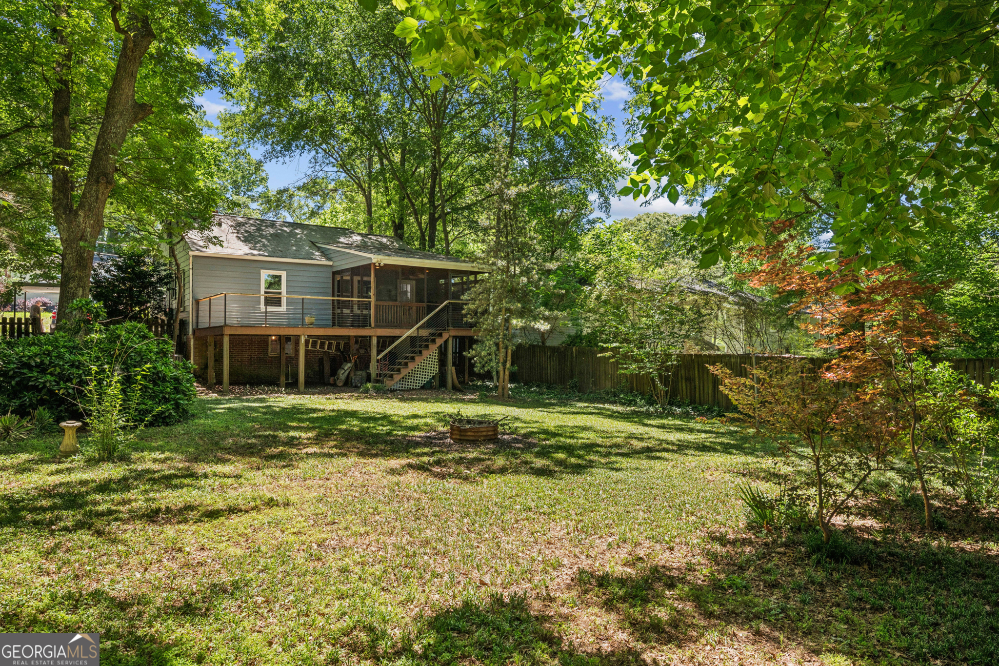 1825 Dorsey Avenue East Point GA 30344