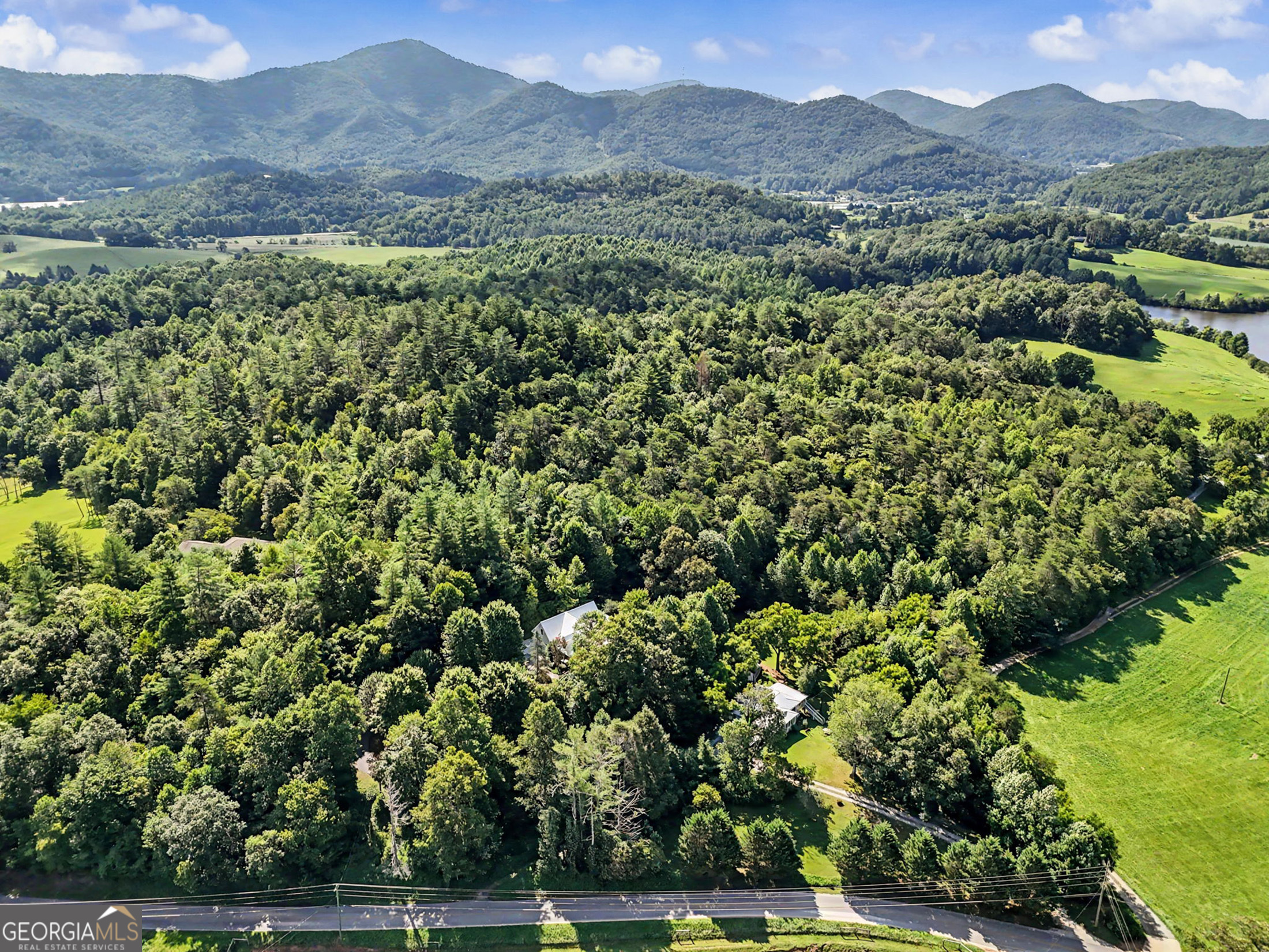 54 Esco Circle Rabun Gap GA 30568