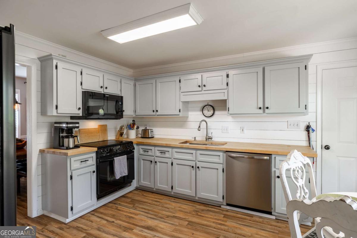 105 Cambridge Drive Athens GA 30606