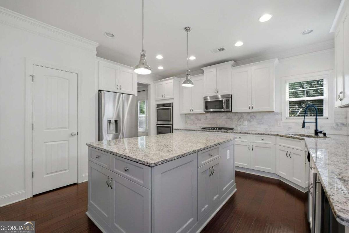 1051 Mclinden Avenue SE Smyrna GA 30080