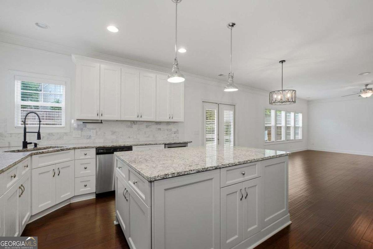 1051 Mclinden Avenue SE Smyrna GA 30080
