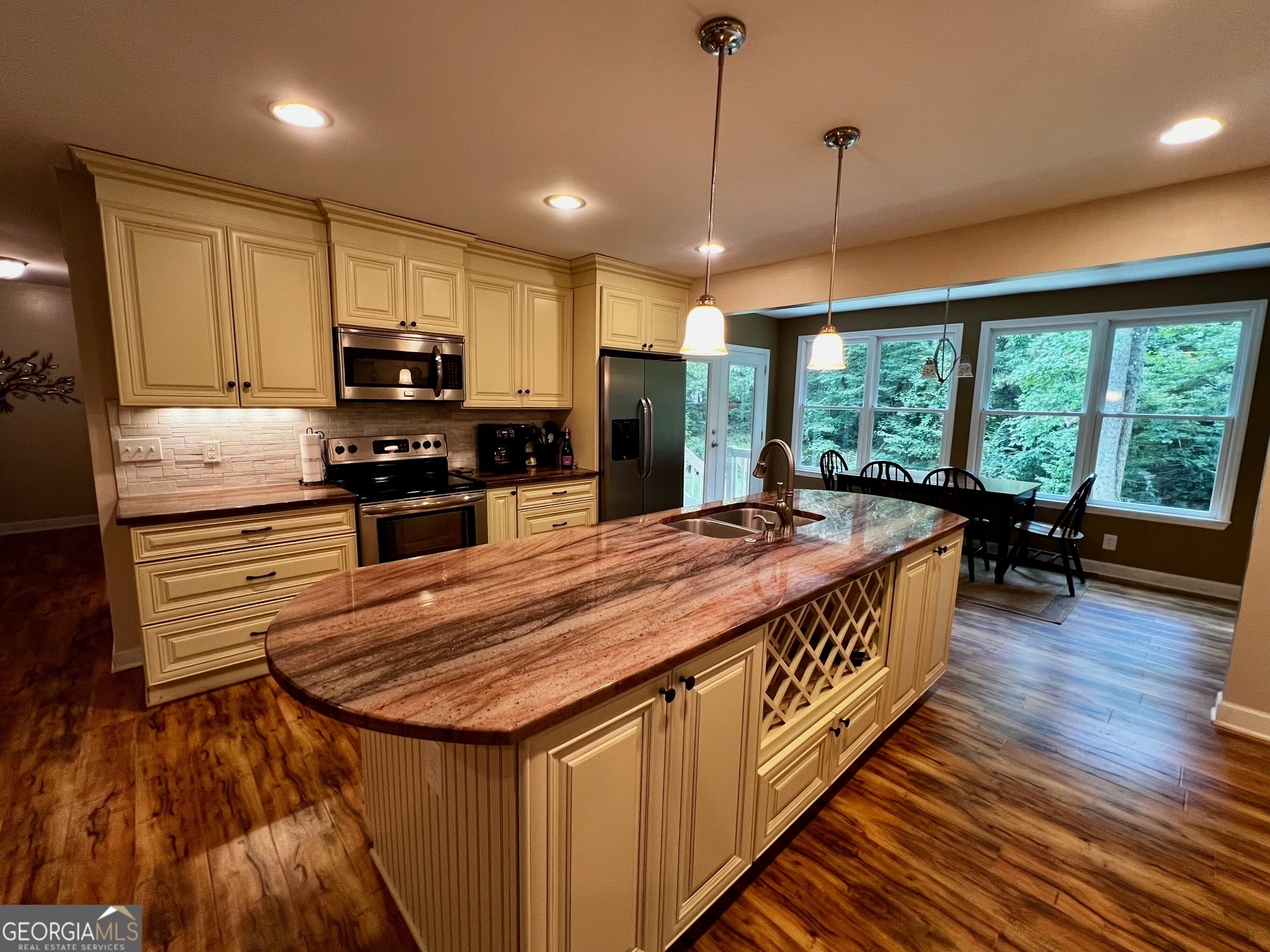 1319 Henry Evans Road Ellijay GA 30536