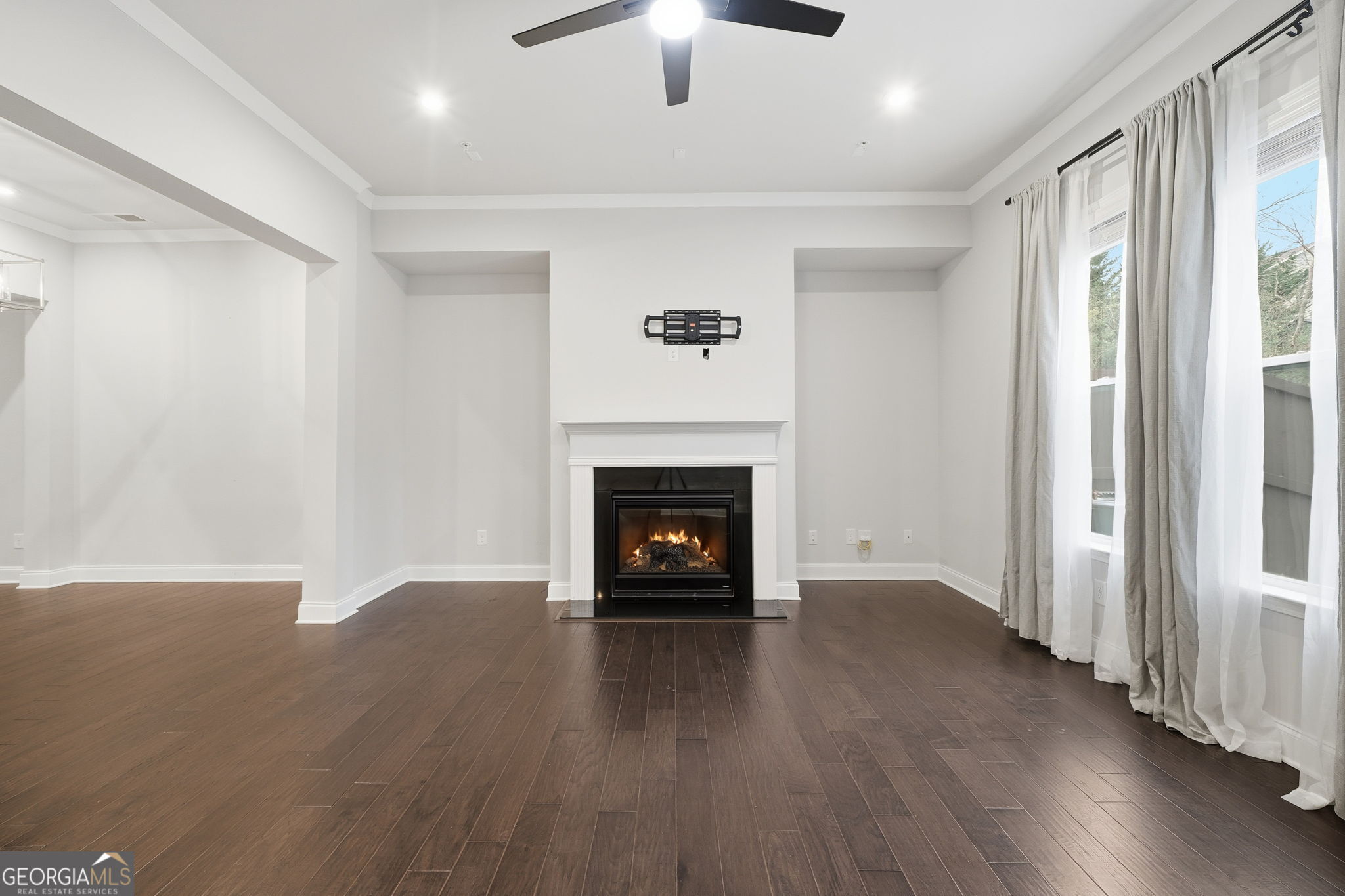 207 Holden Way Woodstock GA 30189