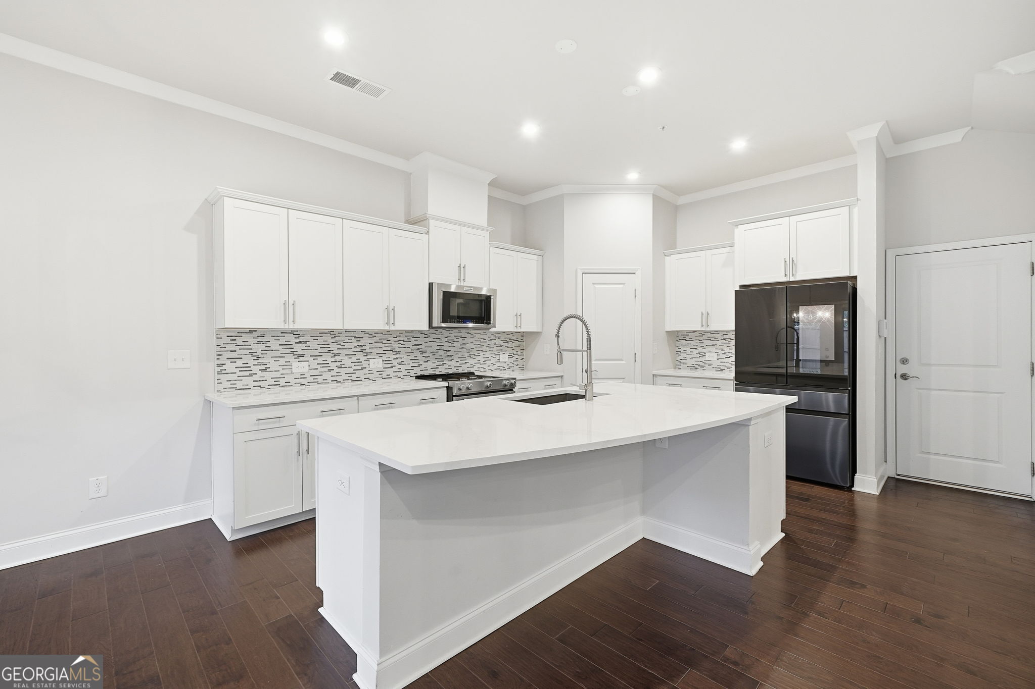 207 Holden Way Woodstock GA 30189