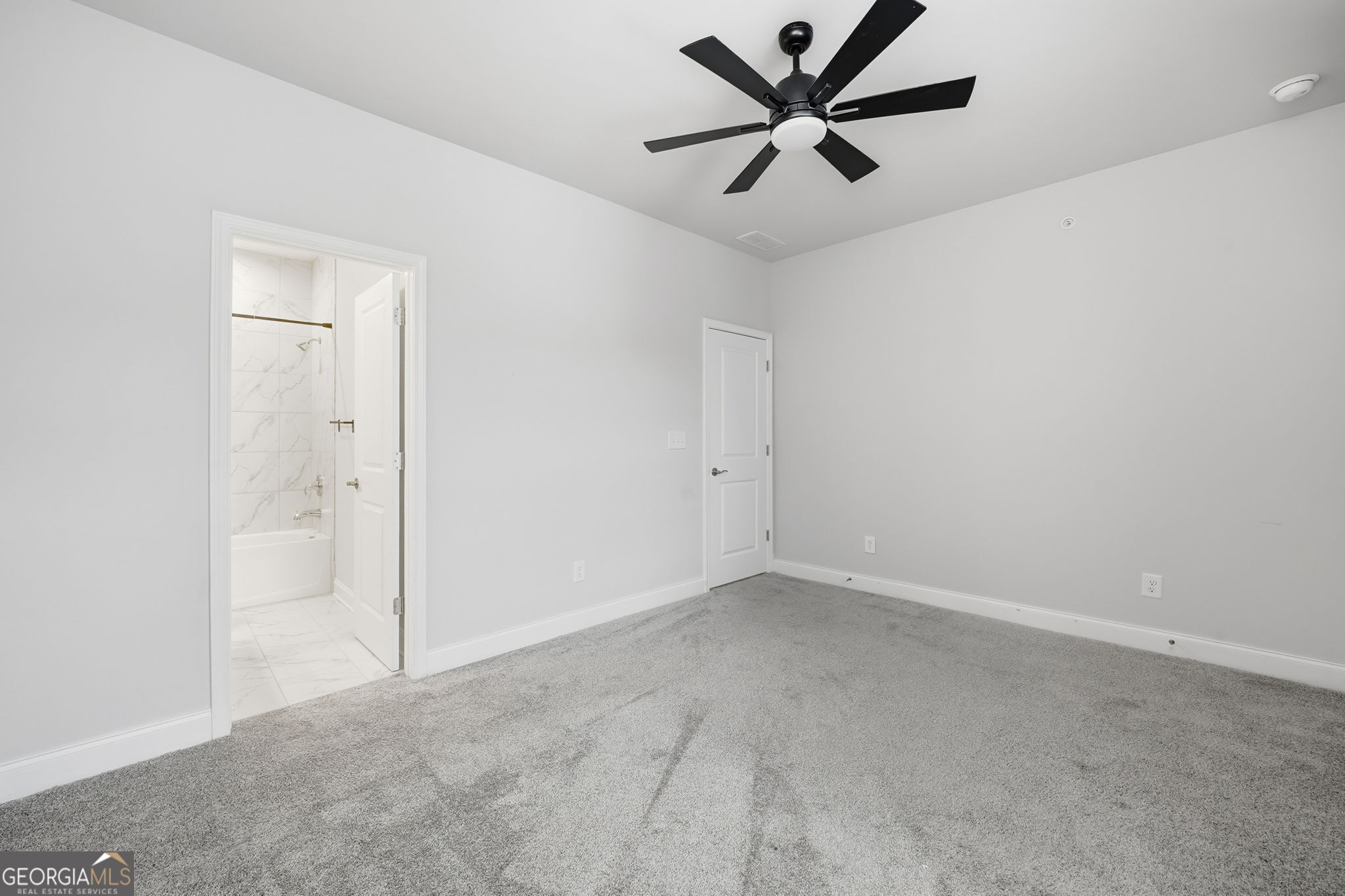 207 Holden Way Woodstock GA 30189