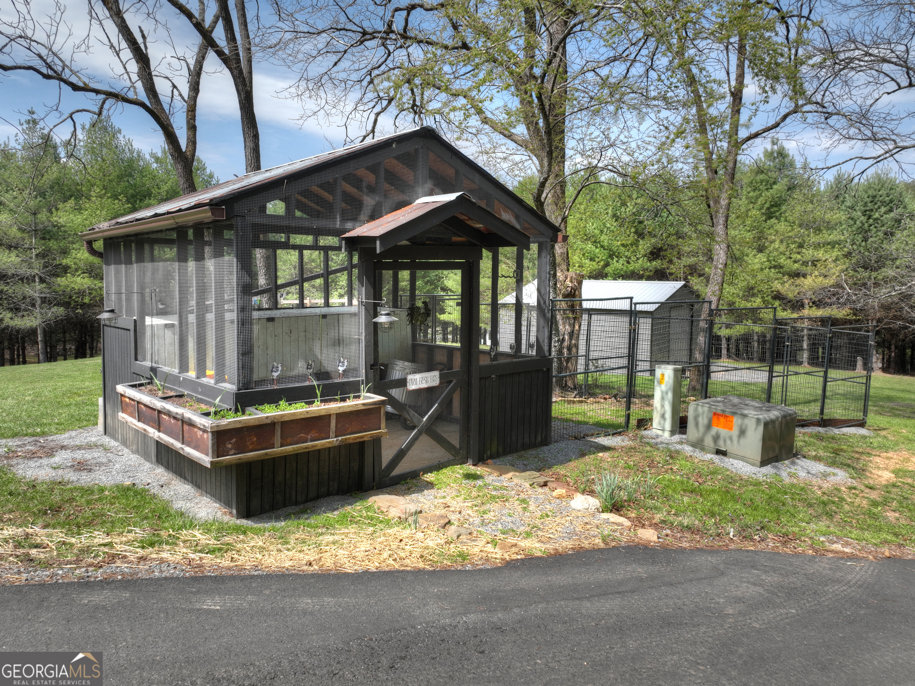 82 Indian Trace Mineral Bluff GA 30559