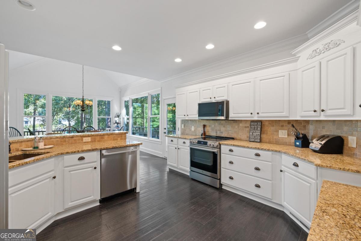 1651 Pine Grove Road Greensboro GA 30642
