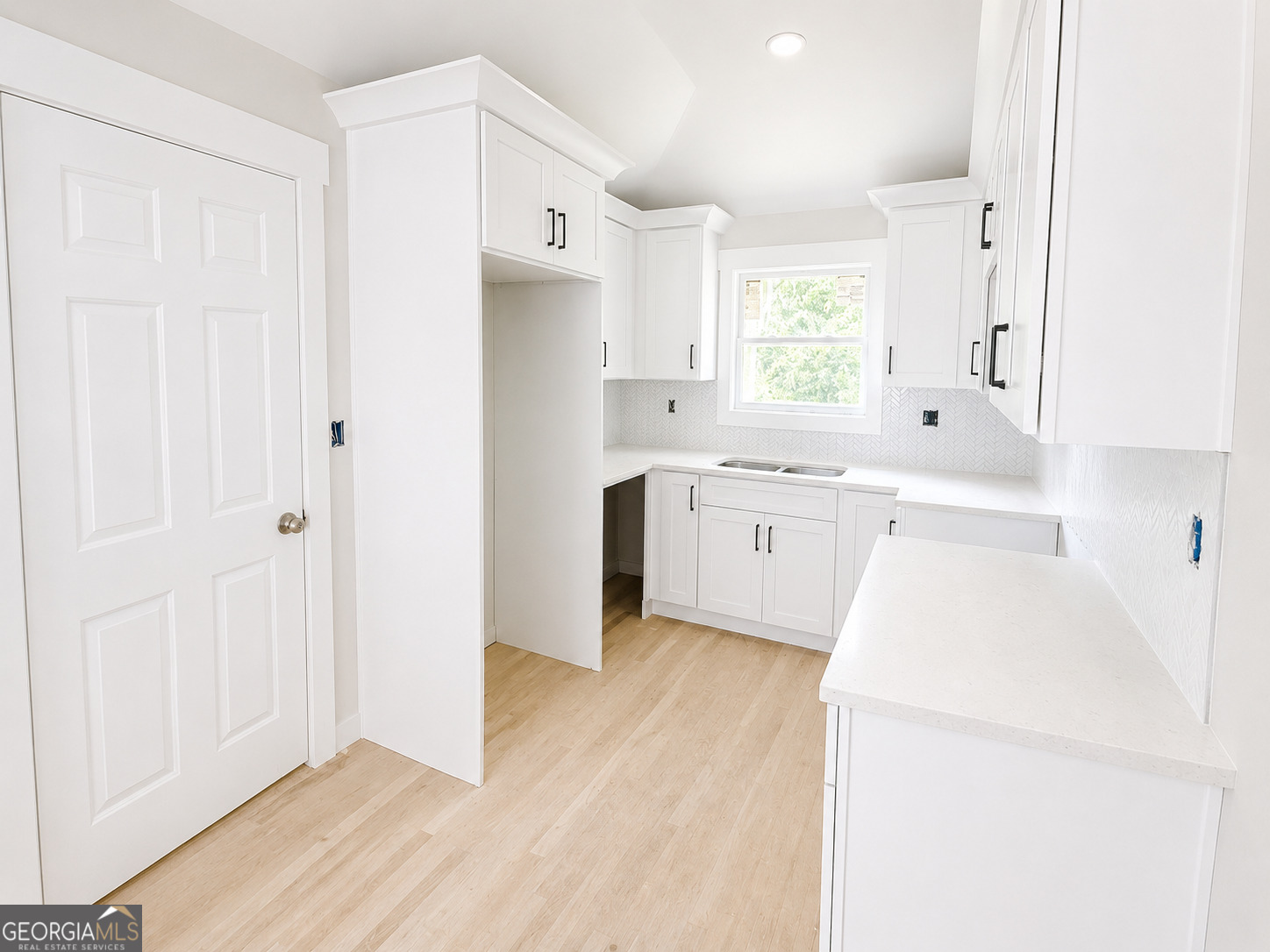 2453 Ivydale Drive SW Atlanta GA 30311