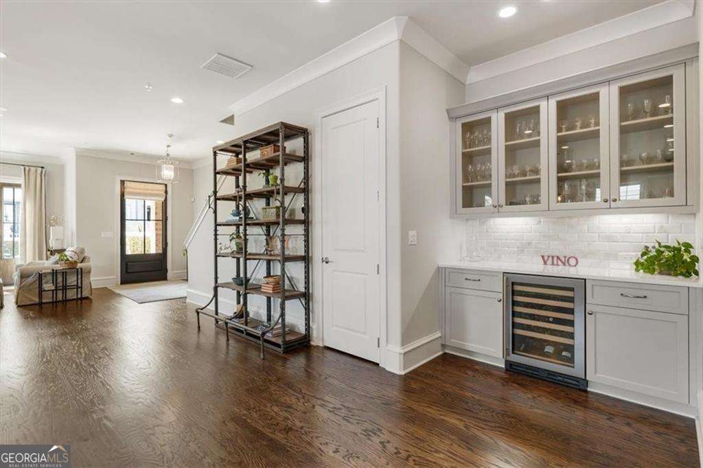 128 Grand Crescent Alpharetta GA 30009