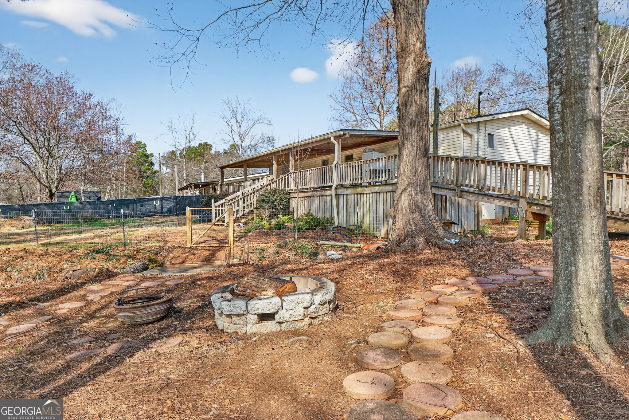 252 Lakeview Drive Locust Grove GA 30248