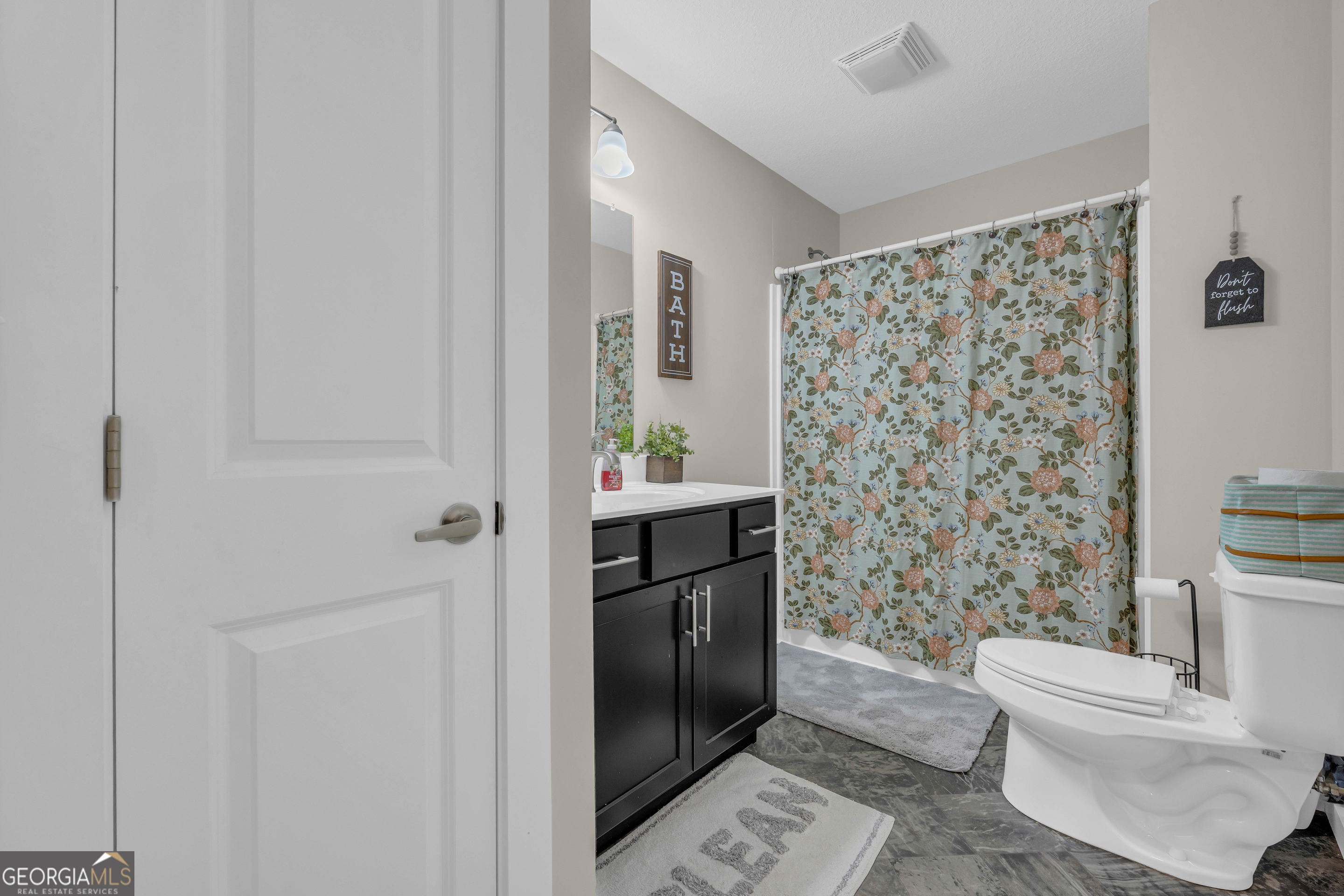 323 North Point Circle Hartwell GA 30643
