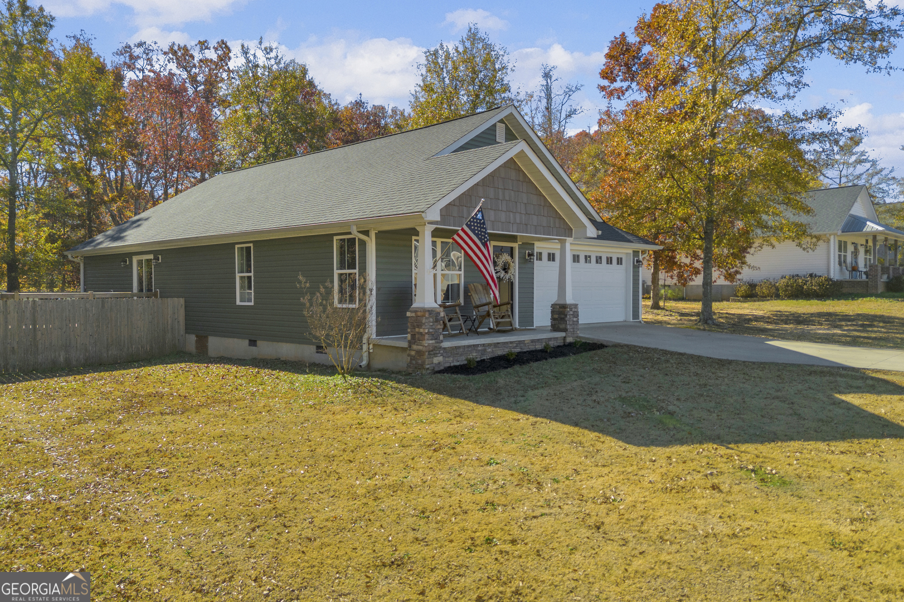323 North Point Circle Hartwell GA 30643