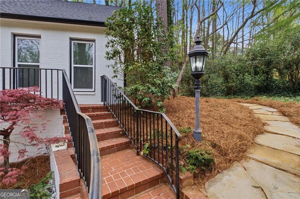 7170 Riverside Drive Sandy Springs GA 30328