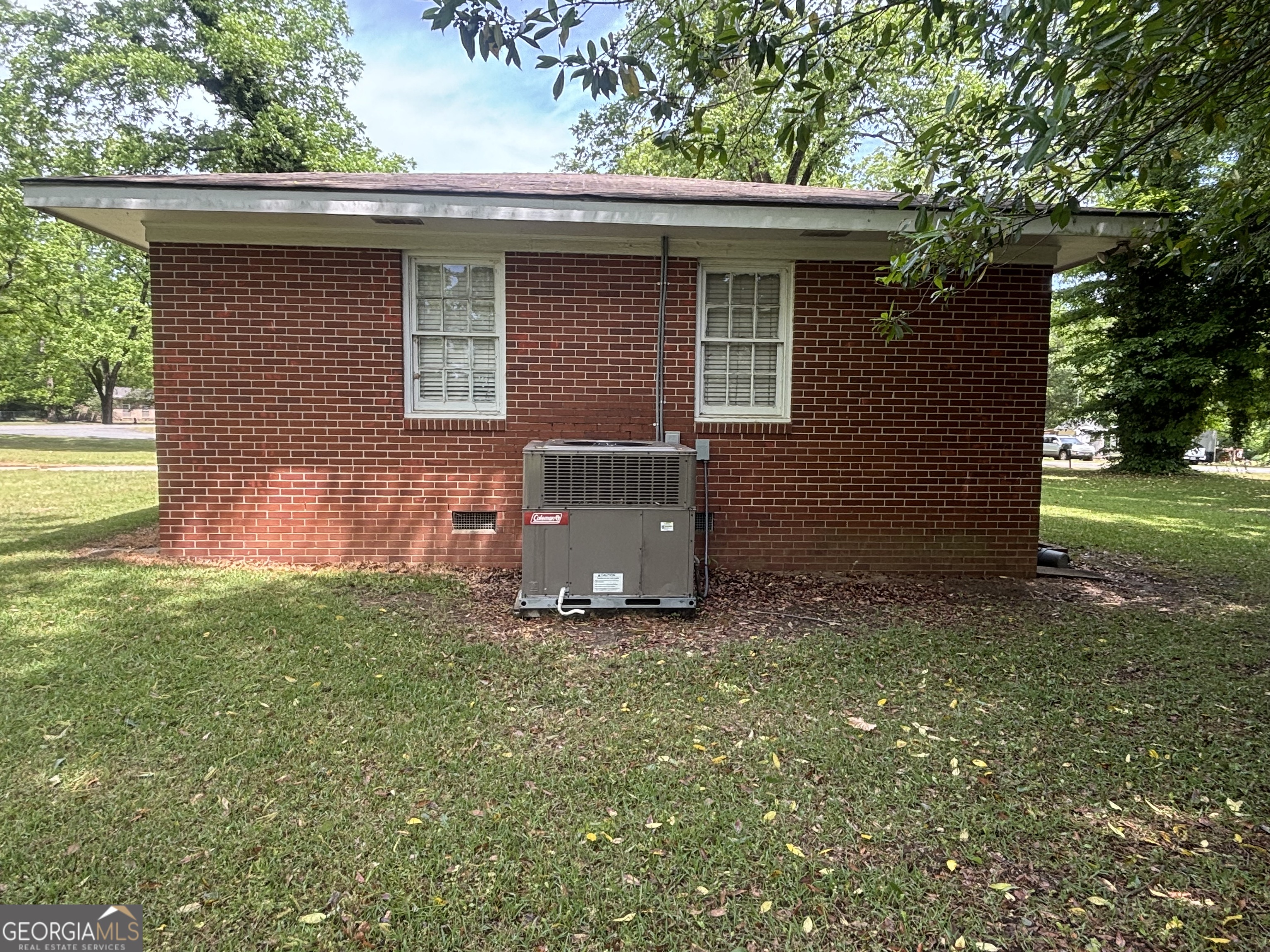 51 Robin Hood Road Reynolds GA 31076