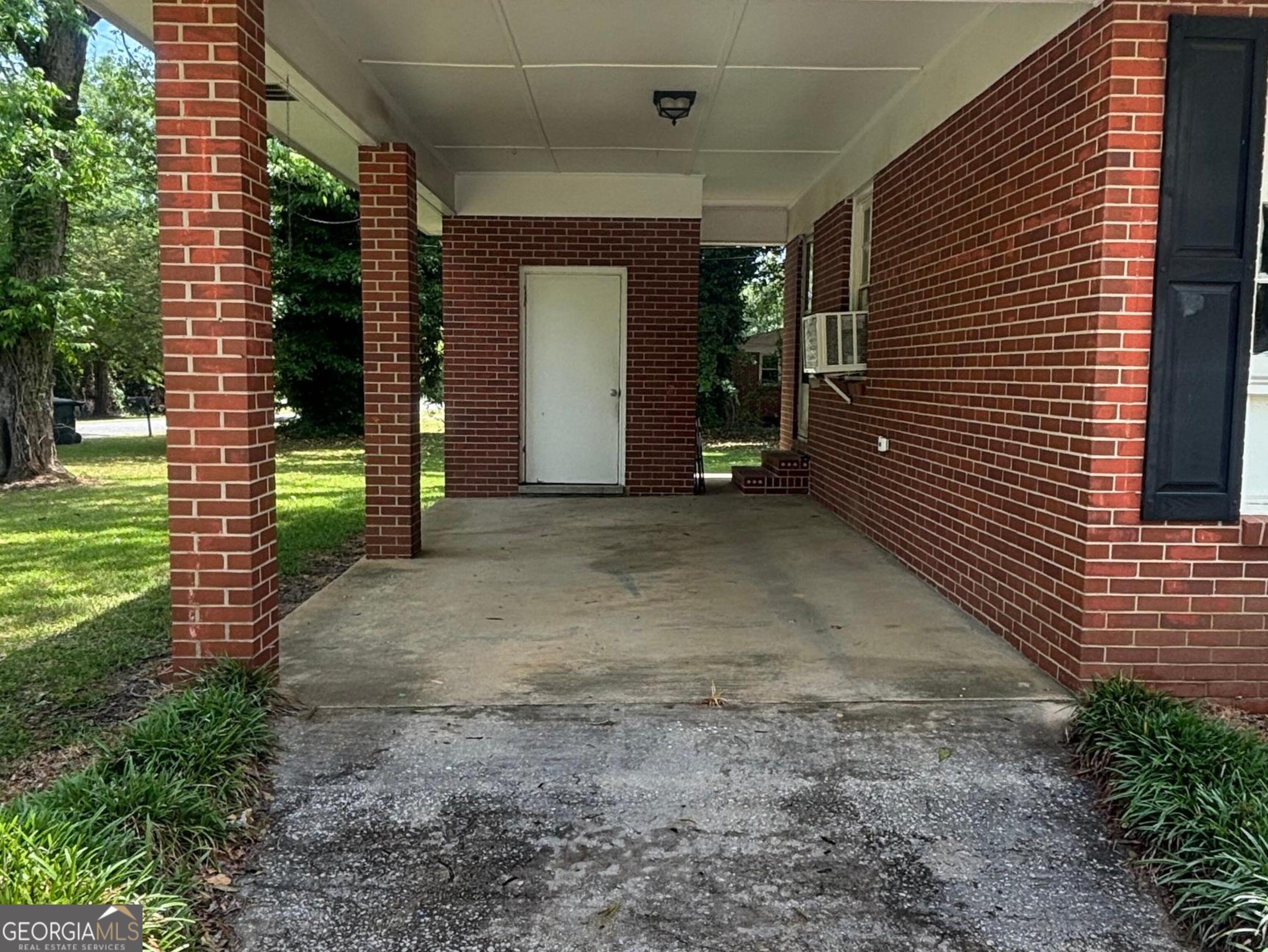 51 Robin Hood Road Reynolds GA 31076