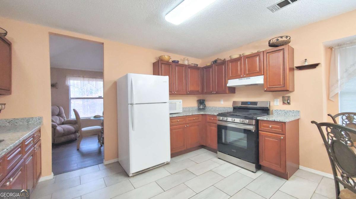 3132 Snapfinger Lane Decatur GA 30034