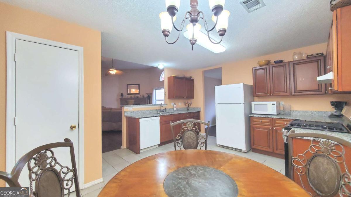3132 Snapfinger Lane Decatur GA 30034