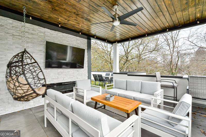 1227 Atlantic Drive NW Atlanta GA 30318