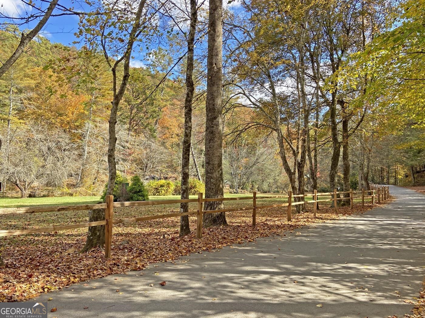 169 Dunns Road Dahlonega GA 30533