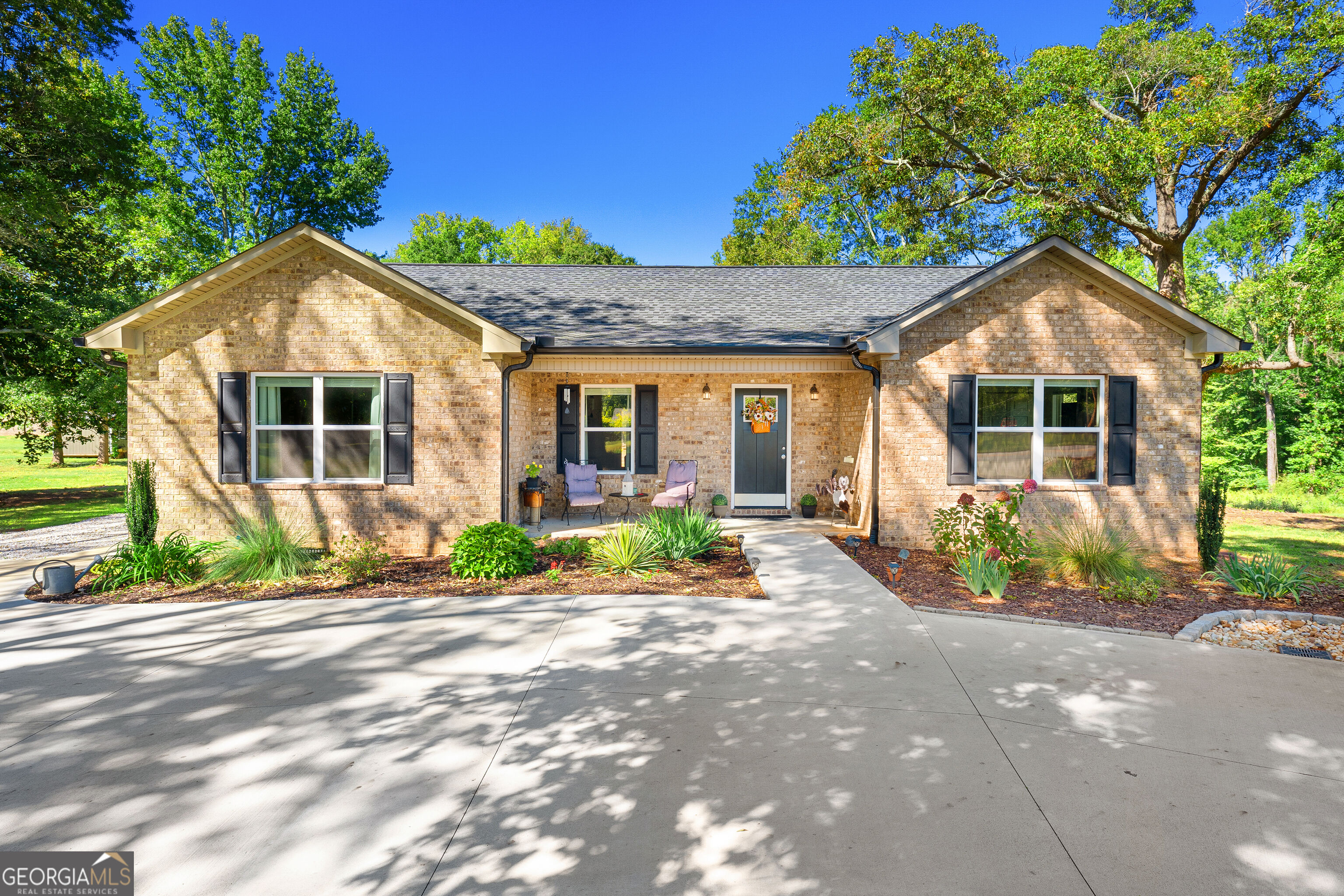 120 Roper Road Canon GA 30520
