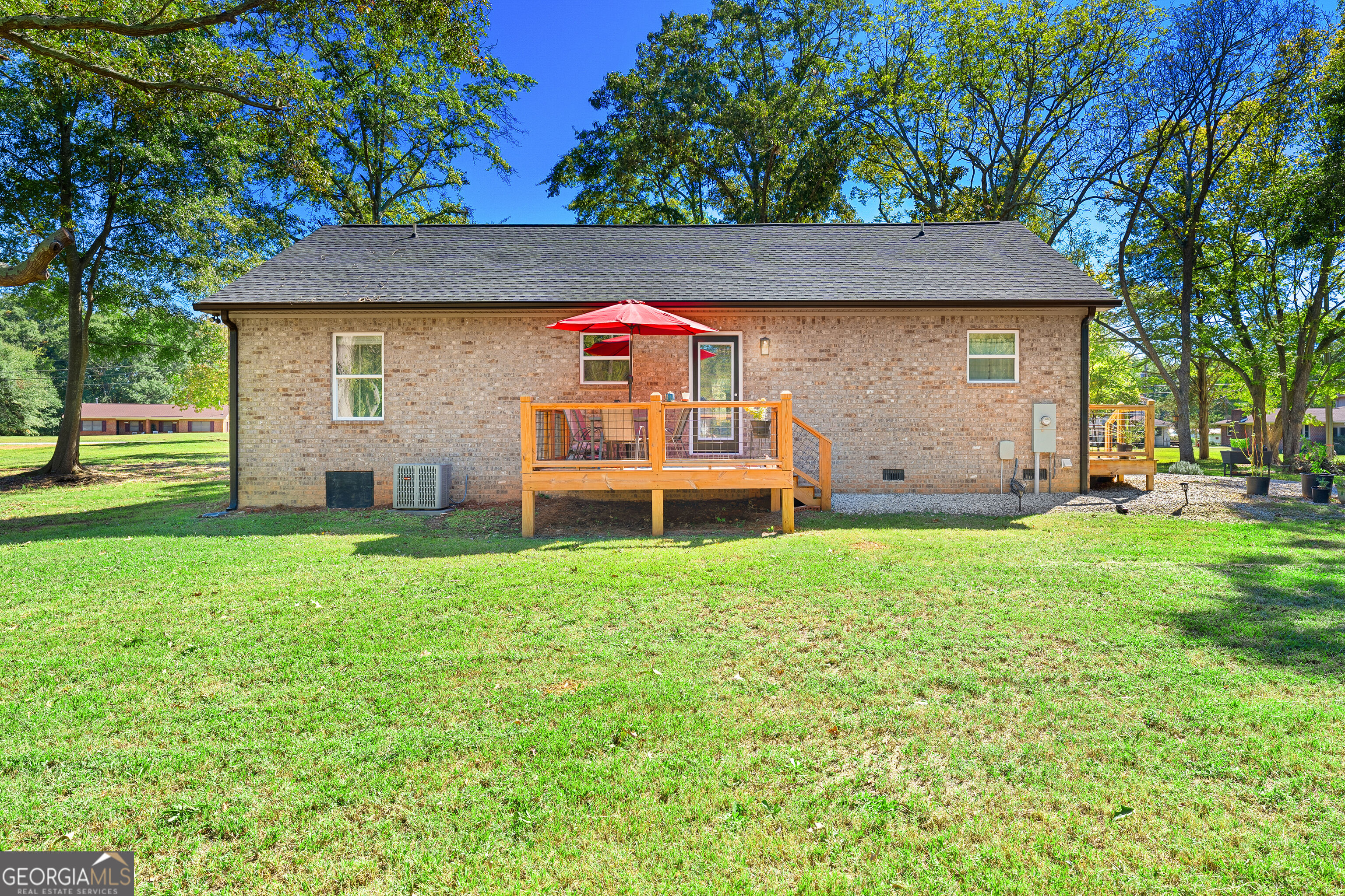 120 Roper Road Canon GA 30520