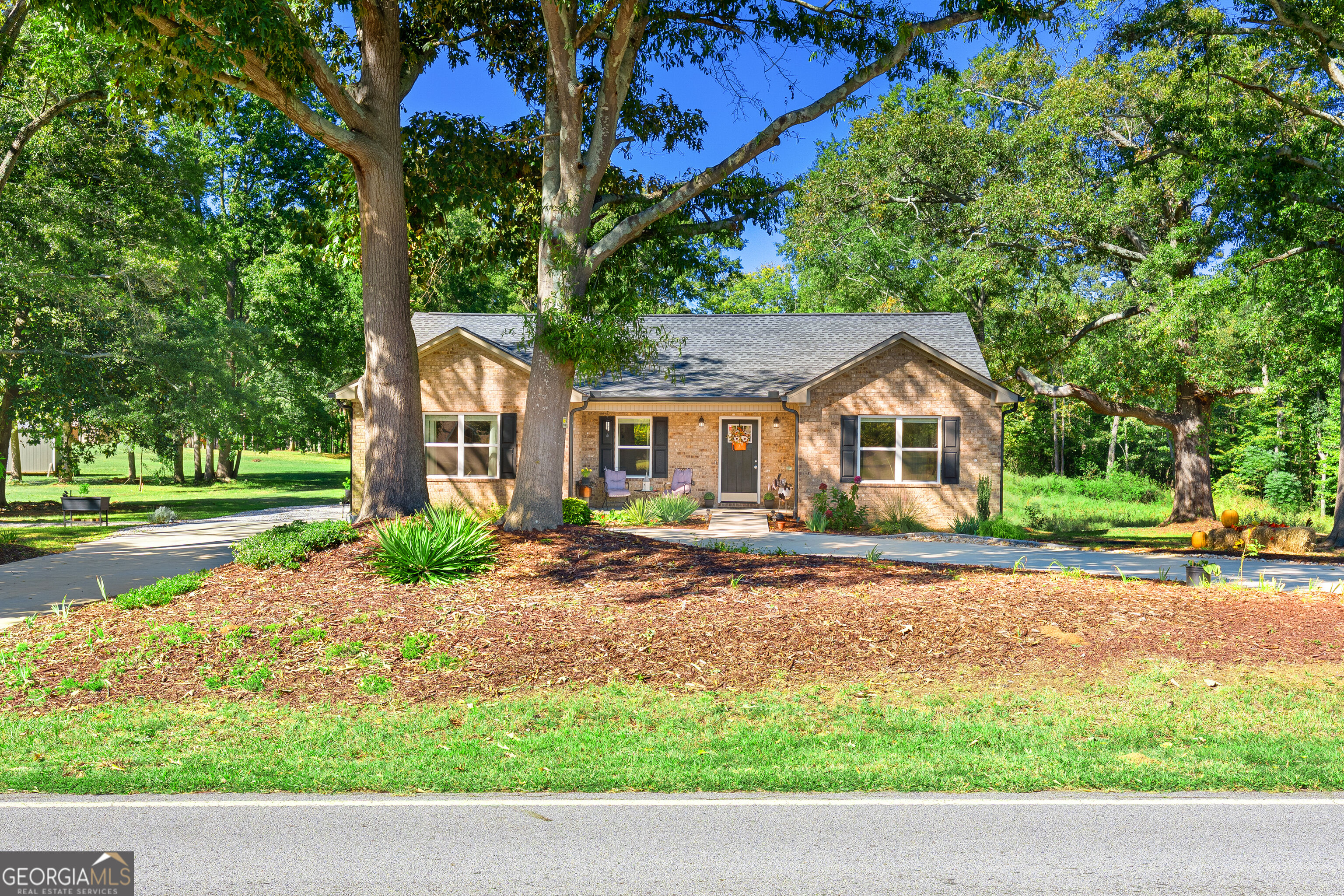 120 Roper Road Canon GA 30520
