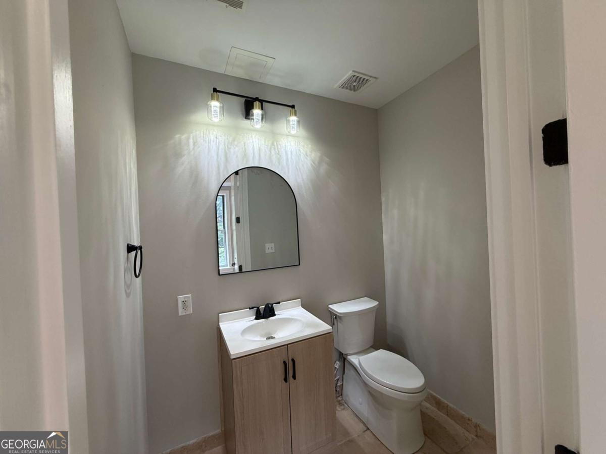 2255 Peachtree Road NE Atlanta GA 30309