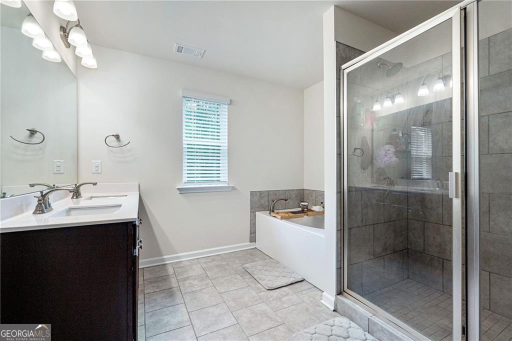 5638 Berney Circle Powder Springs GA 30127
