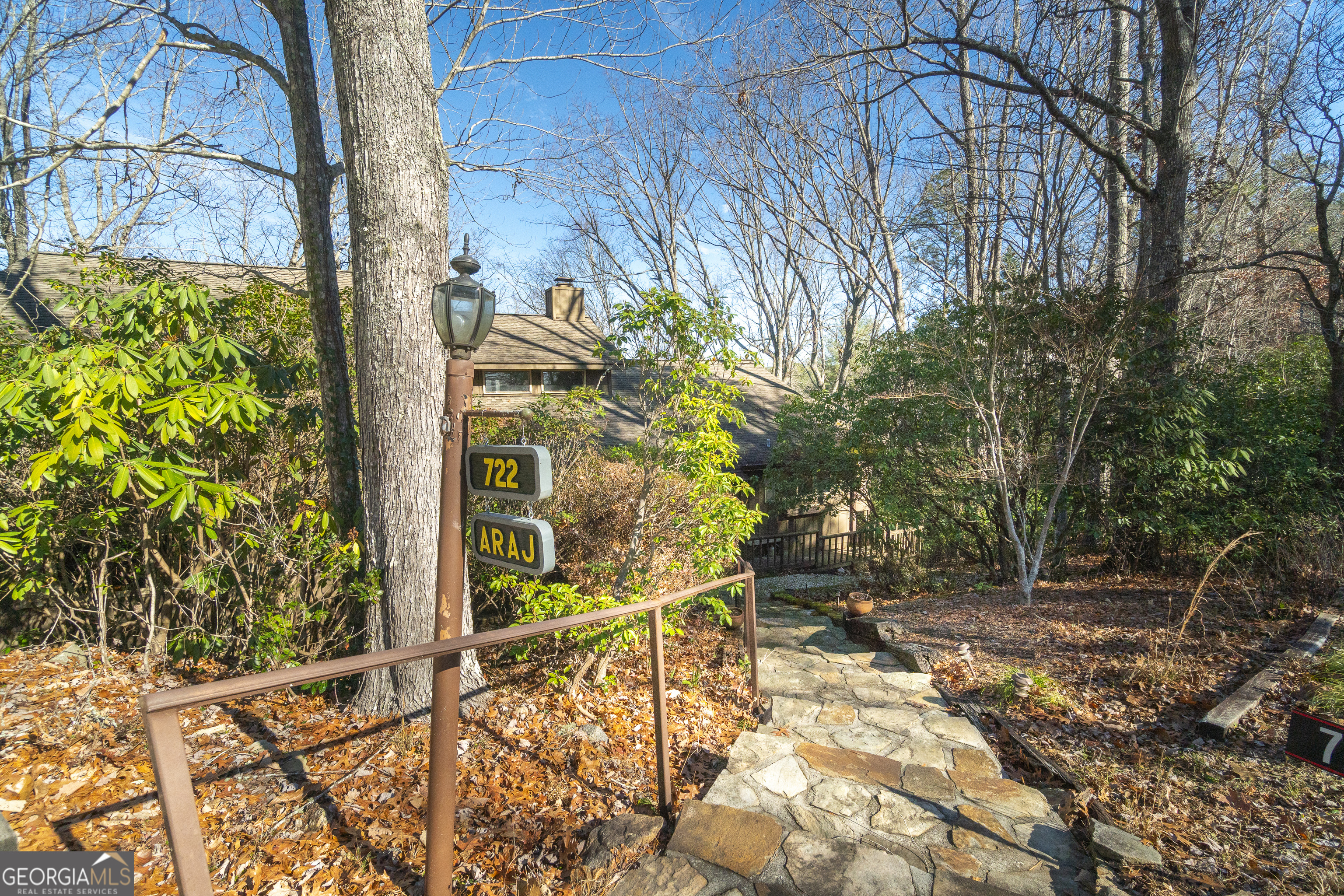 722 Woodbrier Sautee Nacoochee GA 30571